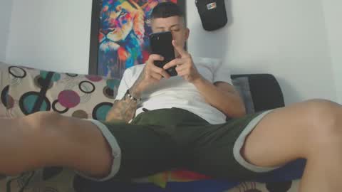 Snapshot of cristofer_dick5511 chatting on February 8, 2025, 4:36 am criistofer online show from February 8, 2025, 4:36 am