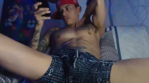 Snapshot of cristofer_dick5511 chatting on October 2, 2025, 10:06 pm criistofer online show from October 2, 2025, 10:06 pm