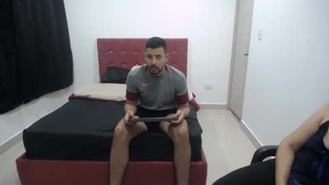 crisyoha4020 online show from November 13, 2025, 1:04 am