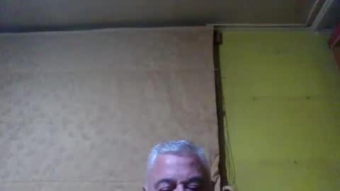 crmperez online show from September 16, 2025, 1:50 am