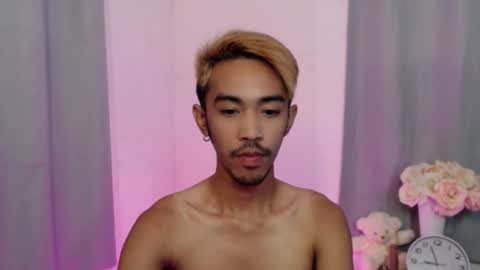 crocodale online show from November 19, 2025, 5:29 am