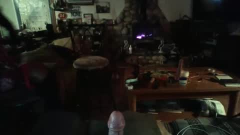 Snapshot of crossdrsr1 chatting on December 15, 2025, 11:36 am crossdrsr1 online show from December 15, 2025, 11:36 am