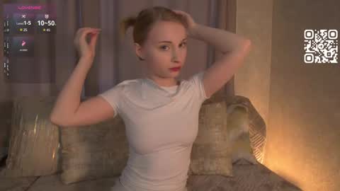 Snapshot of cruelcutie chatting on November 28, 2025, 9:12 am Rina online show from November 28, 2025, 9:12 am