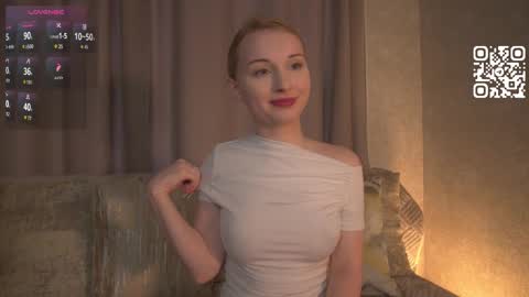 Snapshot of cruelcutie chatting on December 2, 2025, 9:36 am Rina online show from December 2, 2025, 9:36 am