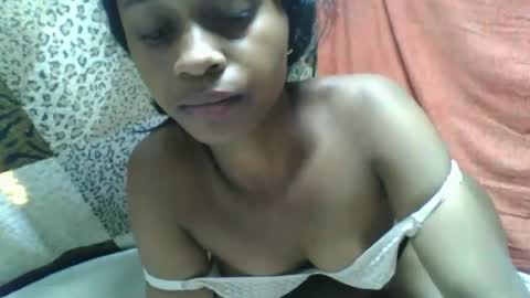 crush069 online show from September 25, 2025, 5:33 am