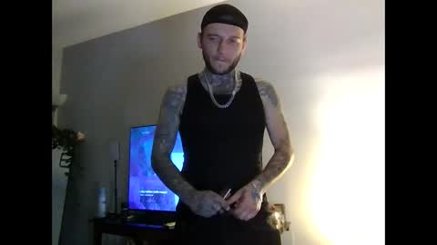 cruz815 online show from December 15, 2025, 12:48 am