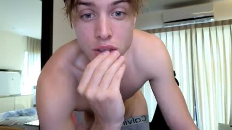 Lin inst lingoodyy online show from November 28, 2025, 5:32 am