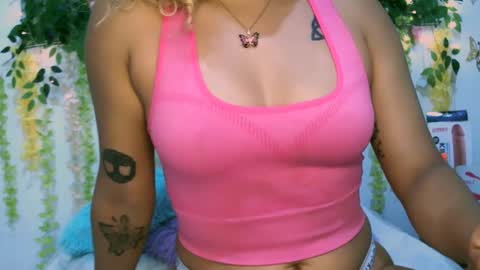 Snapshot of crysrus chatting on March 1, 2025, 1:11 am crysrus online show from March 1, 2025, 1:11 am