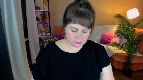 Snapshot of crystaalstaar chatting on October 13, 2025, 7:25 pm Anna online show from October 13, 2025, 7:25 pm