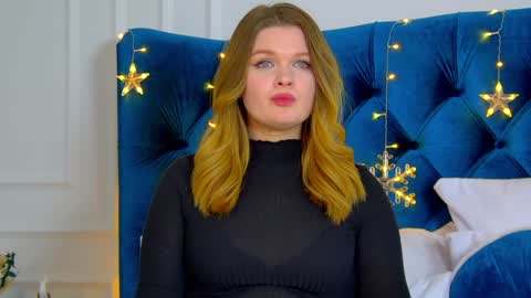 Crystal online show from December 27, 2024, 5:37 pm