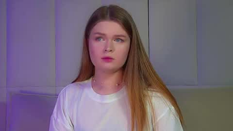 Crystal online show from September 15, 2025, 6:30 pm