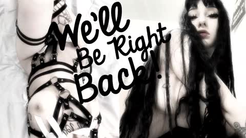 Sasha    Make me moan with patterns   good music here  online show from November 9, 2025, 8:51 pm