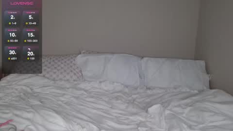 Snapshot of crystalstarlet chatting on November 7, 2025, 2:00 am Nikki online show from November 7, 2025, 2:00 am