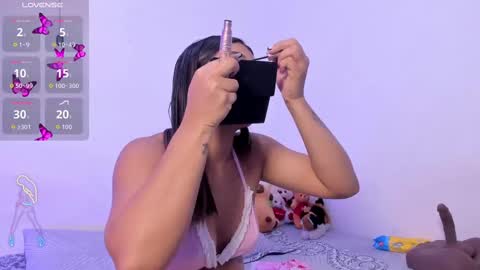 Soy Crystal online show from September 23, 2025, 10:40 am