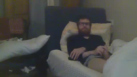 Snapshot of cs014g8493 chatting on December 6, 2024, 3:08 am chris online show from December 6, 2024, 3:08 am