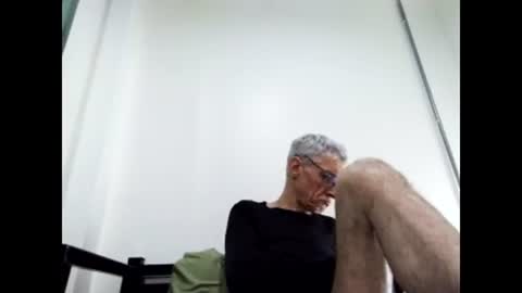 Snapshot of cucaio18 chatting on January 16, 2025, 10:21 am BIG UNCUT HARD COCK online show from January 16, 2025, 10:21 am
