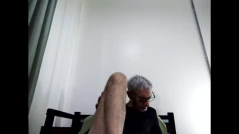Snapshot of cucaio18 chatting on January 25, 2025, 7:17 am BIG UNCUT HARD COCK online show from January 25, 2025, 7:17 am