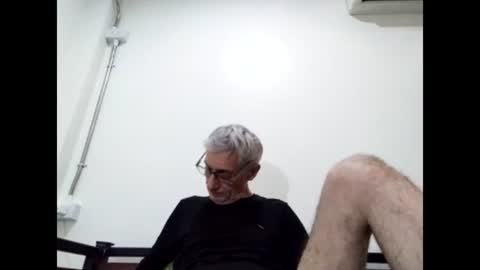 Snapshot of cucaio18 chatting on February 8, 2025, 11:33 am BIG UNCUT HARD COCK online show from February 8, 2025, 11:33 am