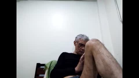 Snapshot of cucaio18 chatting on February 12, 2025, 4:54 am BIG UNCUT HARD COCK online show from February 12, 2025, 4:54 am