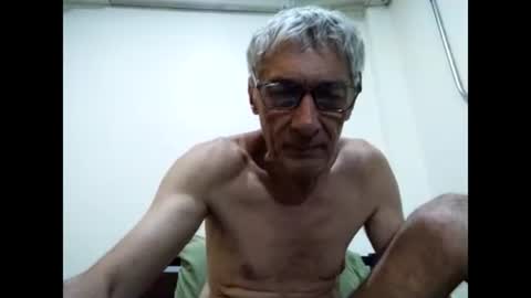 Snapshot of cucaio18 chatting on February 13, 2025, 7:24 am BIG UNCUT HARD COCK online show from February 13, 2025, 7:24 am