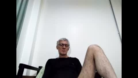 Snapshot of cucaio18 chatting on February 24, 2025, 7:44 am BIG UNCUT HARD COCK online show from February 24, 2025, 7:44 am