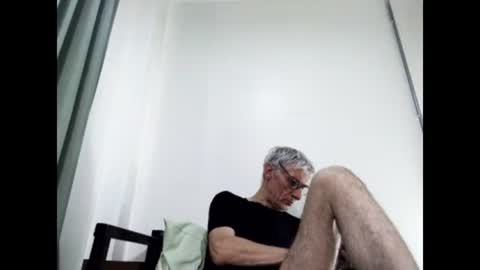 Snapshot of cucaio18 chatting on March 3, 2025, 6:26 am BIG UNCUT HARD COCK online show from March 3, 2025, 6:26 am