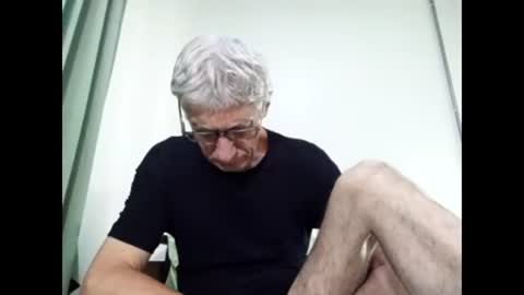 Snapshot of cucaio18 chatting on March 4, 2025, 1:45 am BIG UNCUT HARD COCK online show from March 4, 2025, 1:45 am