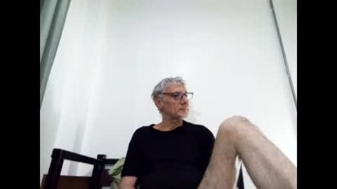 Snapshot of cucaio18 chatting on March 7, 2025, 12:48 am BIG UNCUT HARD COCK online show from March 7, 2025, 12:48 am