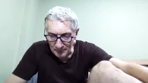 BIG UNCUT HARD COCK online show from November 19, 2025, 2:33 am