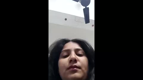 Snapshot of cuddlemuffins_3110 chatting on December 14, 2025, 11:48 am cuddlemuffins online show from December 14, 2025, 11:48 am