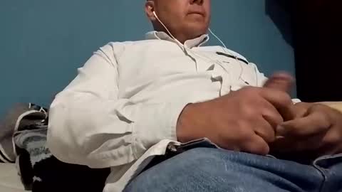 Snapshot of cumbian_chero chatting on February 25, 2025, 1:52 am cumbian_chero online show from February 25, 2025, 1:52 am