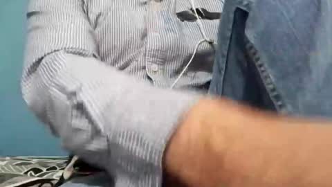 Snapshot of cumbian_chero chatting on February 25, 2025, 2:22 pm cumbian_chero online show from February 25, 2025, 2:22 pm