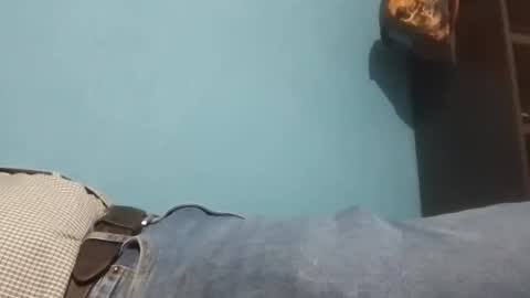 Snapshot of cumbian_chero chatting on February 27, 2025, 11:37 pm cumbian_chero online show from February 27, 2025, 11:37 pm