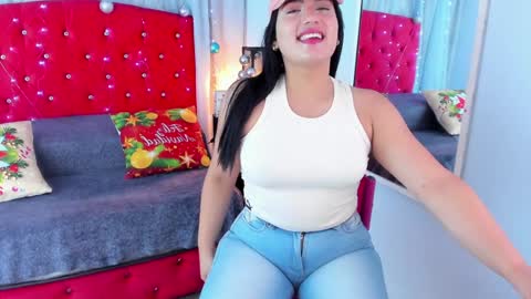 Snapshot of cumming_tiffani chatting on December 13, 2024, 1:12 pm cumming tiffani online show from December 13, 2024, 1:12 pm