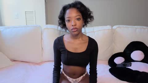 Snapshot of cuntyanna chatting on October 29, 2025, 1:35 pm Anna online show from October 29, 2025, 1:35 pm