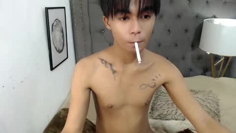 Xyrien online show from October 26, 2025, 5:08 pm