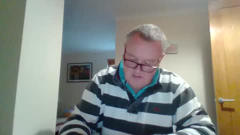 curiousax77 online show from December 19, 2024, 10:13 am