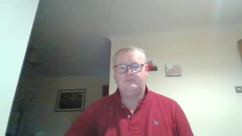 curiousax77 online show from January 1, 2025, 9:17 am