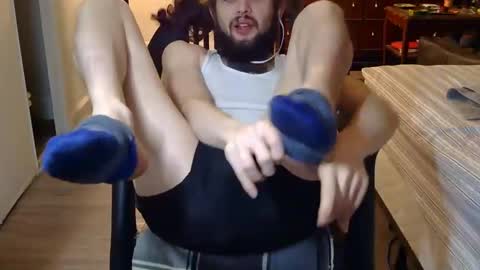 Snapshot of curiouss25 chatting on March 10, 2025, 7:21 am curiouss25 online show from March 10, 2025, 7:21 am