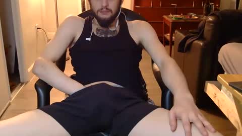 Snapshot of curiouss25 chatting on September 10, 2025, 7:30 am curiouss25 online show from September 10, 2025, 7:30 am