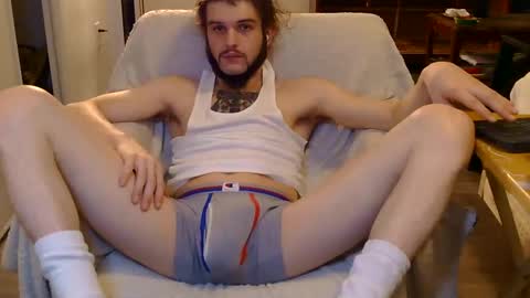 Snapshot of curiouss25 chatting on November 22, 2025, 4:39 pm curiouss25 online show from November 22, 2025, 4:39 pm