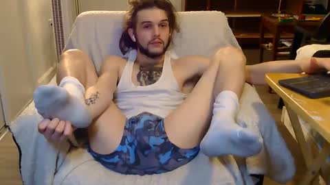 Snapshot of curiouss25 chatting on December 13, 2025, 8:14 pm curiouss25 online show from December 13, 2025, 8:14 pm