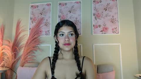 Snapshot of curlydani chatting on September 15, 2025, 12:16 pm DANI online show from September 15, 2025, 12:16 pm