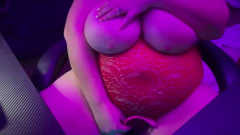 Snapshot of curlykaii55 chatting on September 28, 2025, 11:54 pm Kay online show from September 28, 2025, 11:54 pm