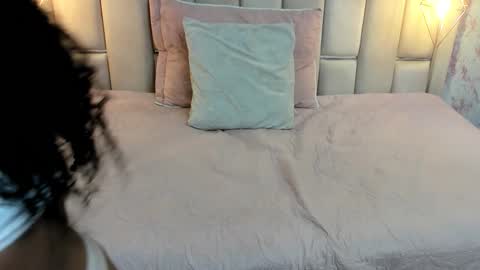 Alyanna  online show from October 30, 2025, 12:28 pm