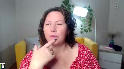 curvy_girlz online show from November 3, 2025, 4:19 pm