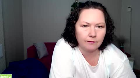 curvy_girlz online show from December 13, 2025, 7:53 pm