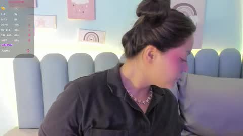 Snapshot of curvy_rousi chatting on October 28, 2025, 11:36 am Rosie online show from October 28, 2025, 11:36 am