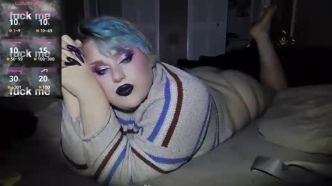 Snapshot of curvygothfemboy chatting on January 24, 2025, 6:46 am Curvygothfemboy online show from January 24, 2025, 6:46 am