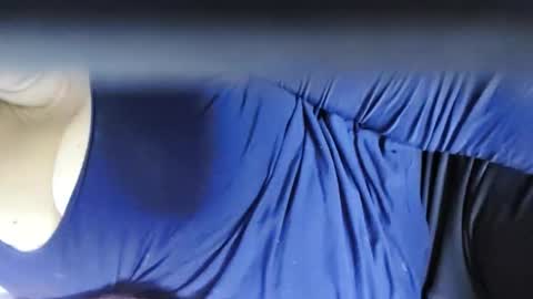 Snapshot of curvymomy69 chatting on September 28, 2025, 5:07 pm Milfmomma online show from September 28, 2025, 5:07 pm